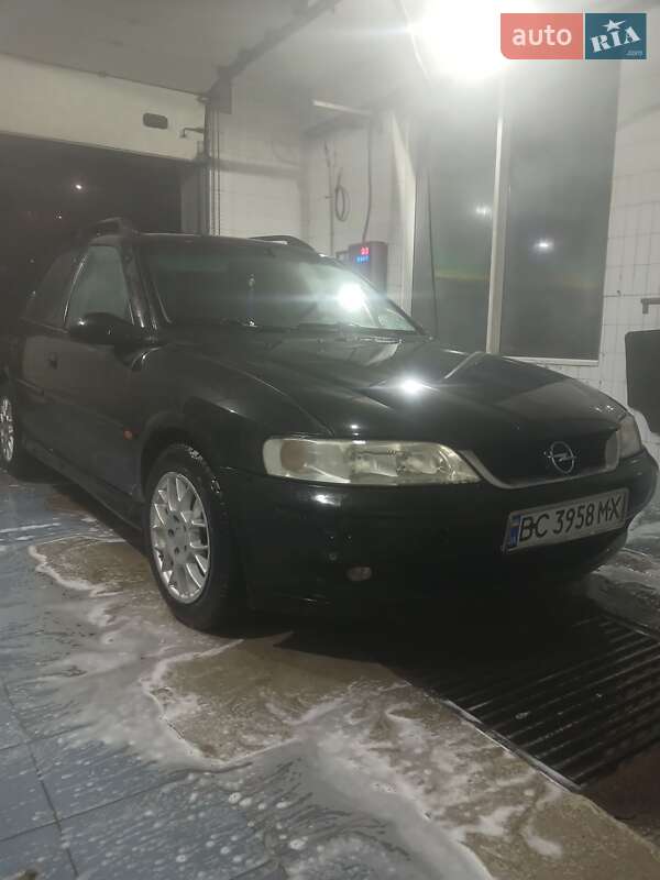Універсал Opel Vectra 1999 в Трускавці
