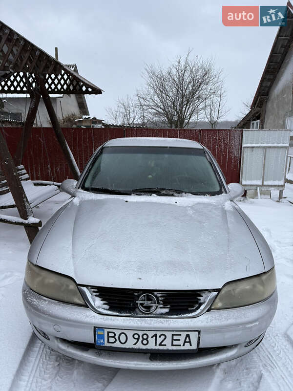 Седан Opel Vectra 2001 в Бучаче