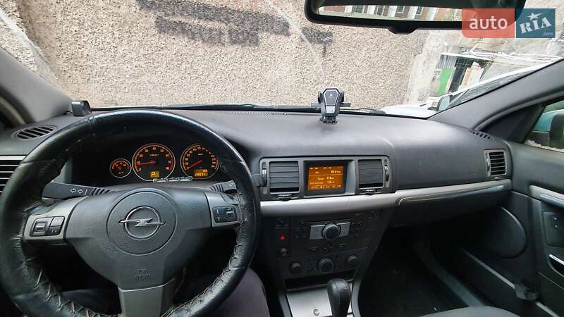 Седан Opel Vectra 2006 в Киеве