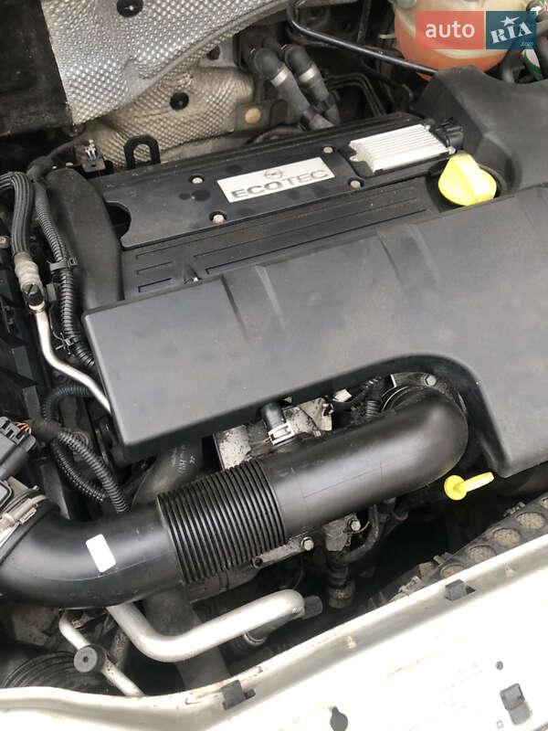 Седан Opel Vectra 2007 в Львове