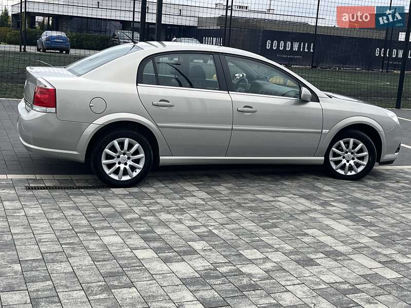 Седан Opel Vectra 2008 в Мукачево