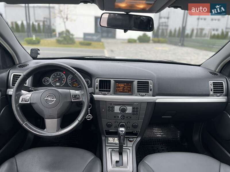 Седан Opel Vectra 2008 в Мукачево