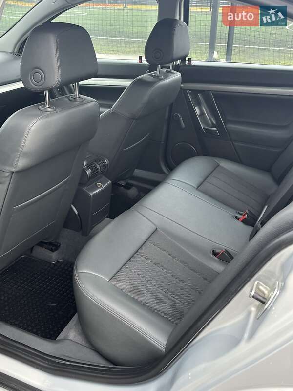 Седан Opel Vectra 2008 в Мукачево