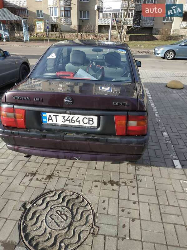 Седан Opel Vectra 1994 в Івано-Франківську