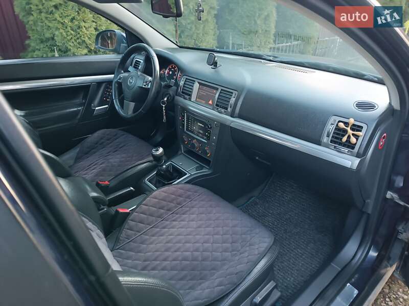 Седан Opel Vectra 2006 в Королеве фото 55 Седан Opel Vectra 2006 в Королеве
