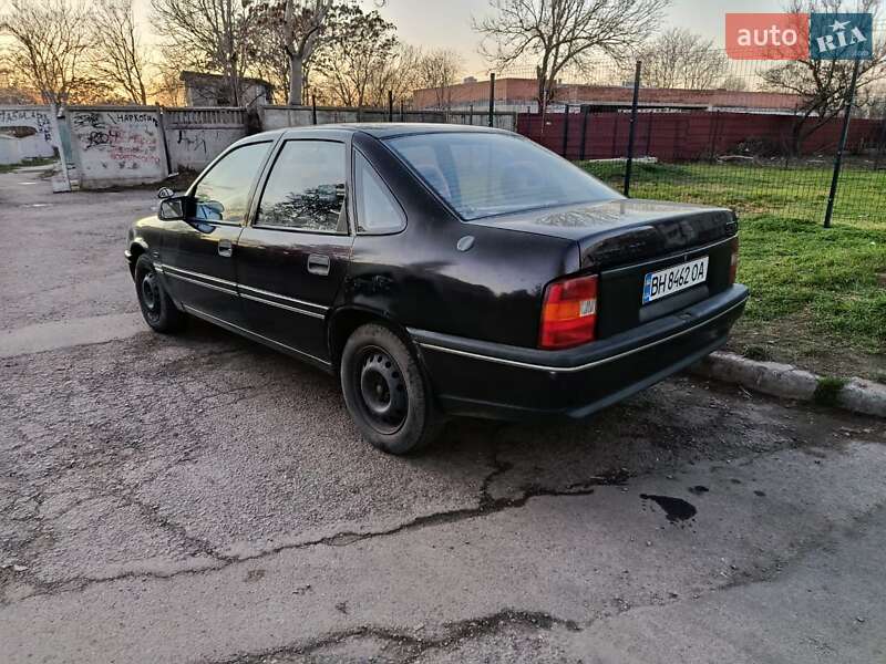 Седан Opel Vectra 1990 в Херсоне