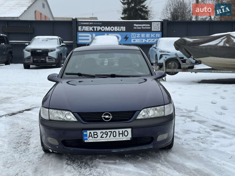 Седан Opel Vectra 1998 в Вінниці