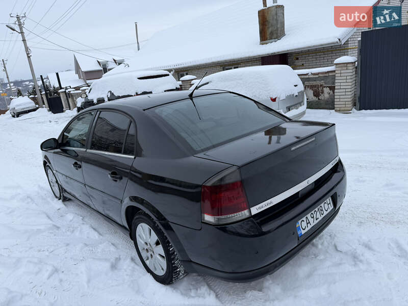 Седан Opel Vectra 2006 в Умані