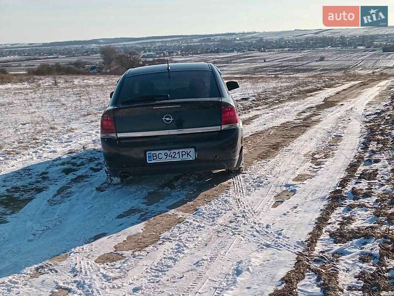 Лифтбек Opel Vectra 2004 в Львове