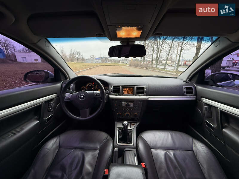 Седан Opel Vectra 2008 в Харькове