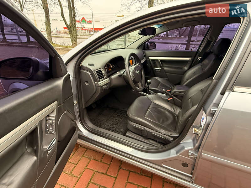 Седан Opel Vectra 2008 в Харькове