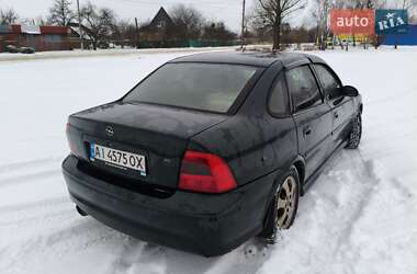 Седан Opel Vectra 1999 в Іванкові