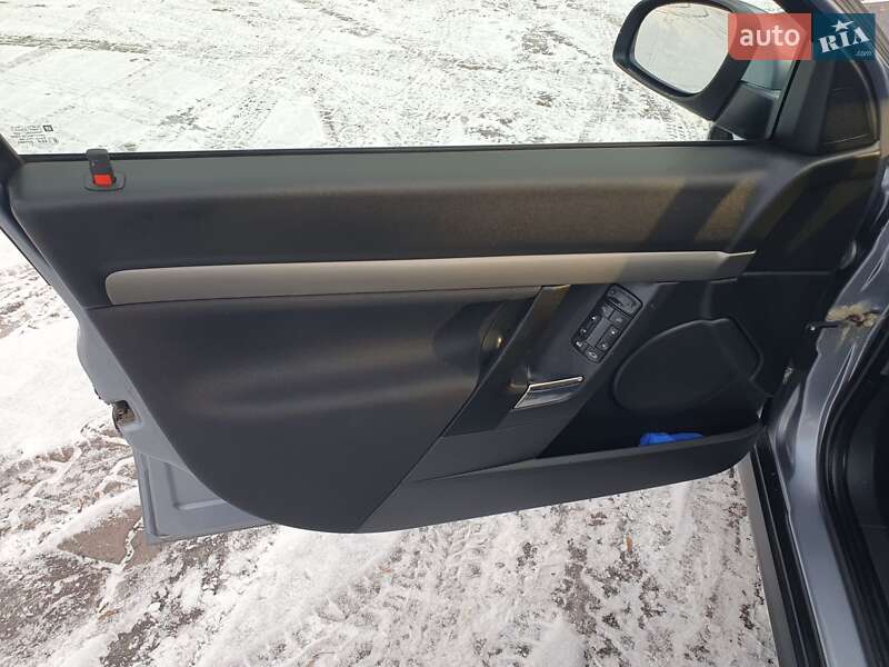 Седан Opel Vectra 2003 в Миргороде