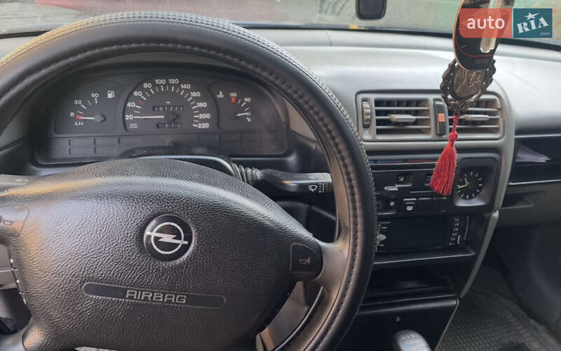 Седан Opel Vectra 1993 в Калиновке фото 6 Седан Opel Vectra 1993 в Калиновке