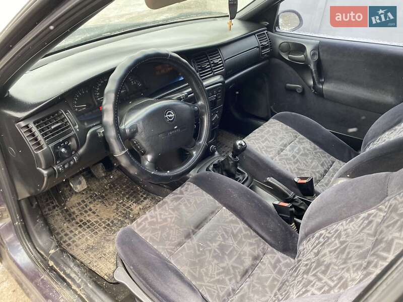 Седан Opel Vectra 1997 в Кременчуге фото 20 Седан Opel Vectra 1997 в Кременчуге