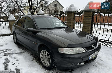 Лифтбек Opel Vectra 2000 в Ивано-Франковске