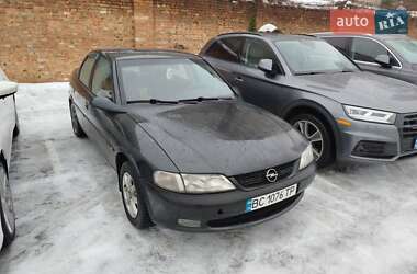Седан Opel Vectra 1996 в Львові