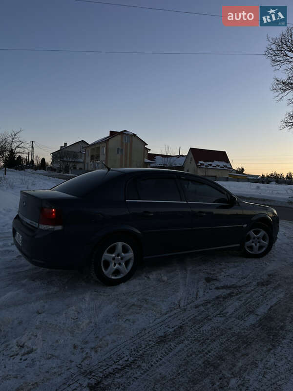 Седан Opel Vectra 2007 в Тернополе
