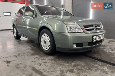 Седан Opel Vectra 2003 в Ивано-Франковске