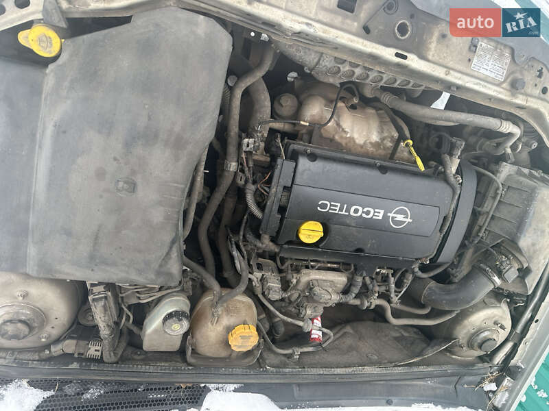 Седан Opel Vectra 2007 в Гайсине