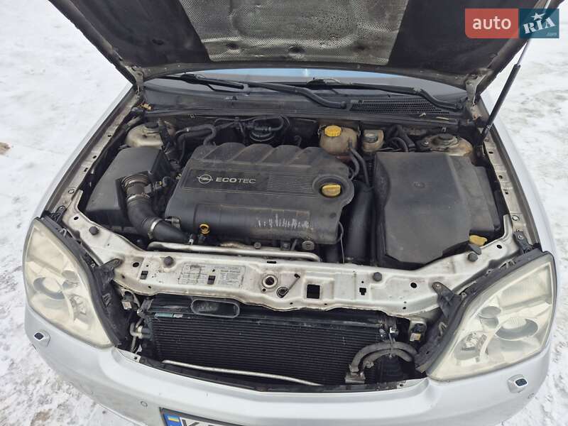 Седан Opel Vectra 2006 в Киеве