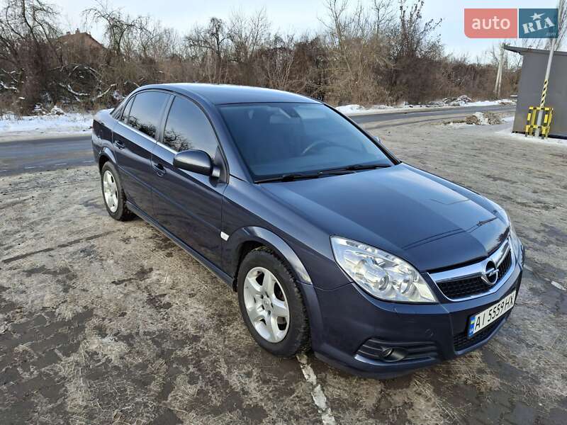 Седан Opel Vectra 2007 в Белогородке