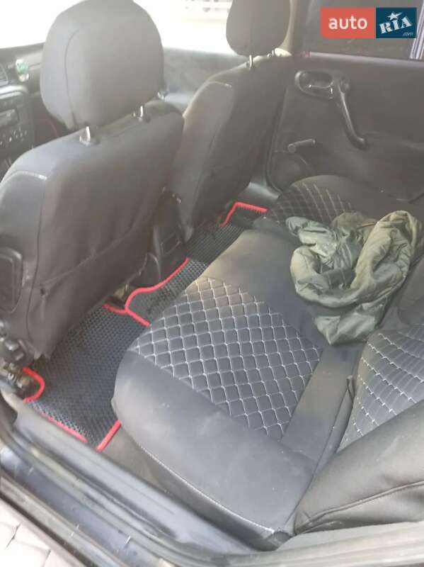 Седан Opel Vectra 2001 в Ивано-Франковске