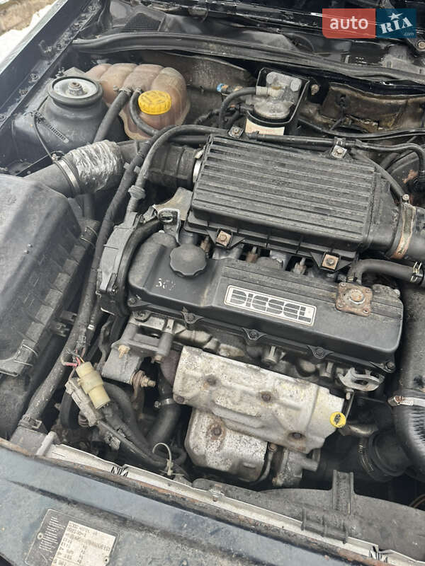 Седан Opel Vectra 1995 в Старом Самборе