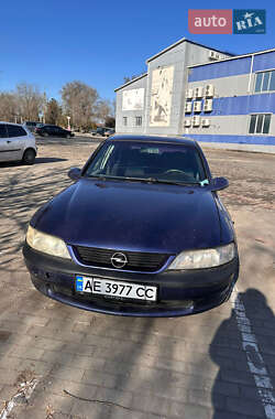 Седан Opel Vectra 1996 в Апостолово
