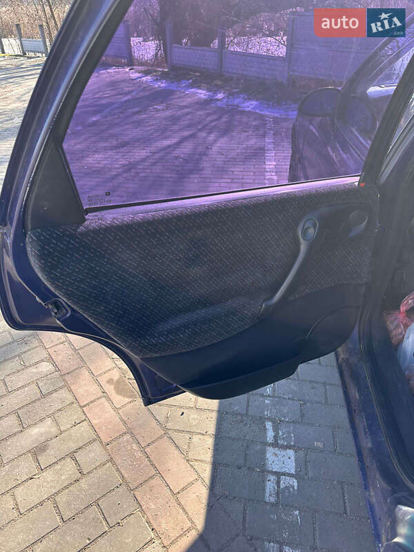 Седан Opel Vectra 1996 в Апостолово