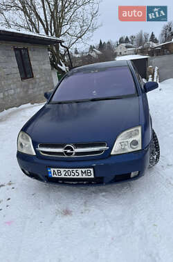 Седан Opel Vectra 2004 в Браїлові