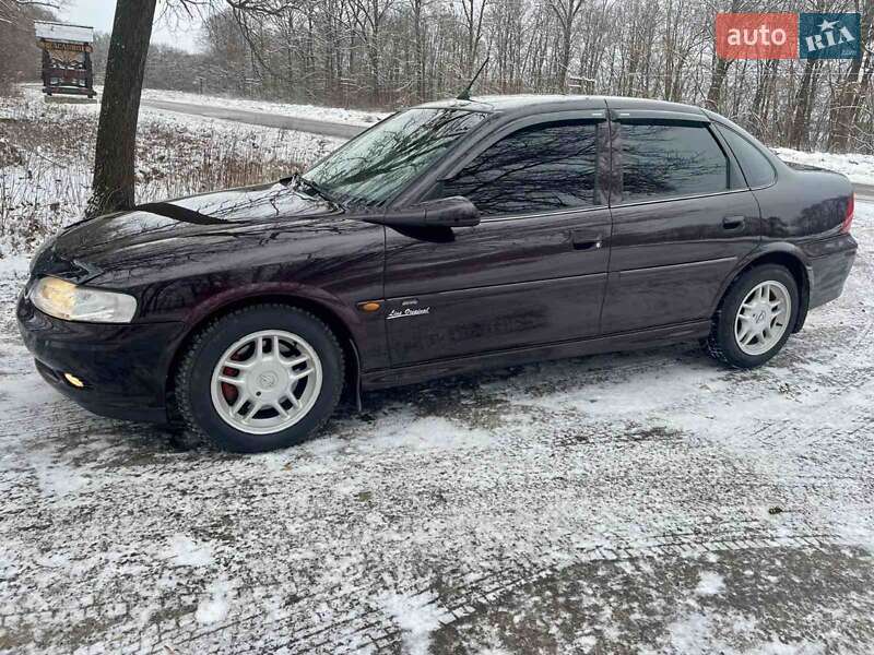 Седан Opel Vectra 2000 в Черновцах