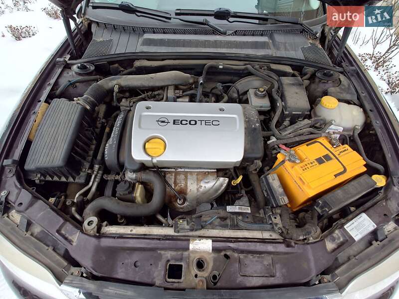 Седан Opel Vectra 2000 в Черновцах