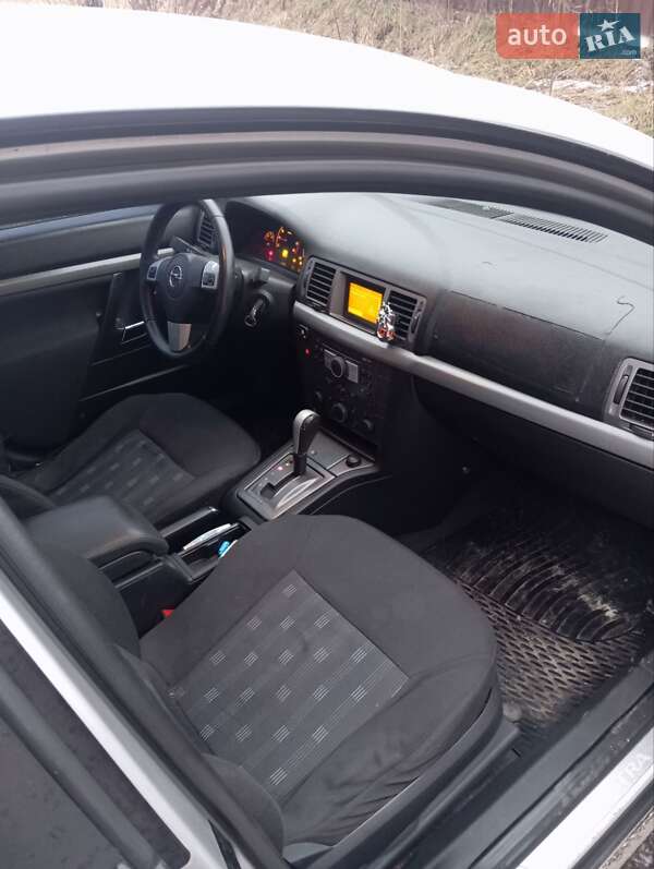 Седан Opel Vectra 2006 в Полтаве фото 5 Седан Opel Vectra 2006 в Полтаве