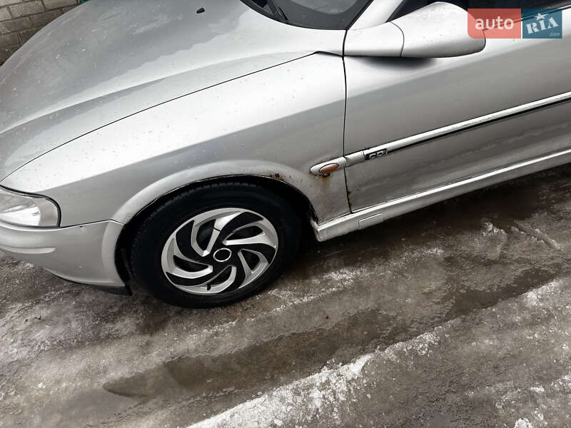 Седан Opel Vectra 2000 в Переяславе фото 16 Седан Opel Vectra 2000 в Переяславе