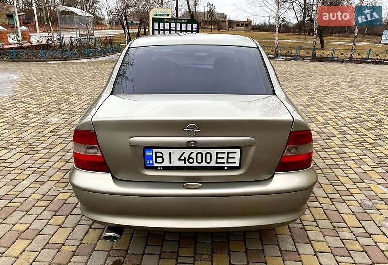 Седан Opel Vectra 1996 в Полтаві