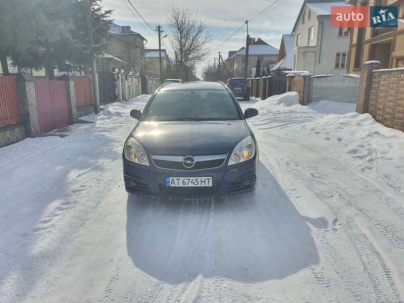 Универсал Opel Vectra 2006 в Ивано-Франковске