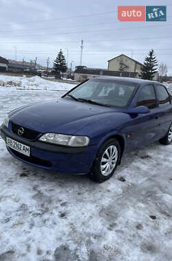 Лифтбек Opel Vectra 1997 в Виннице