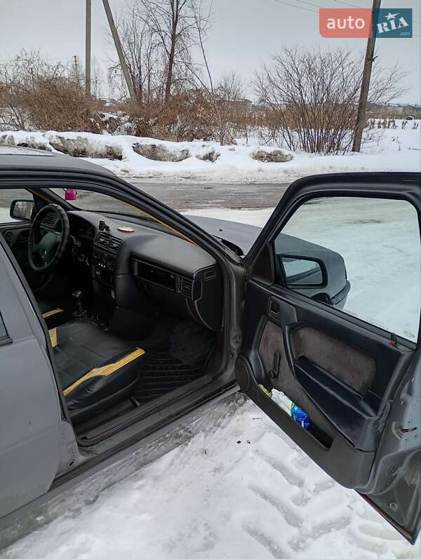 Седан Opel Vectra 1989 в Бахмачі