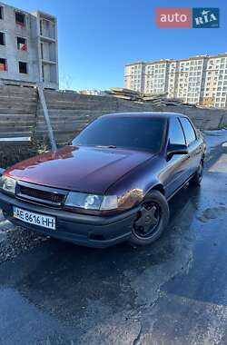 Седан Opel Vectra 1990 в Києві