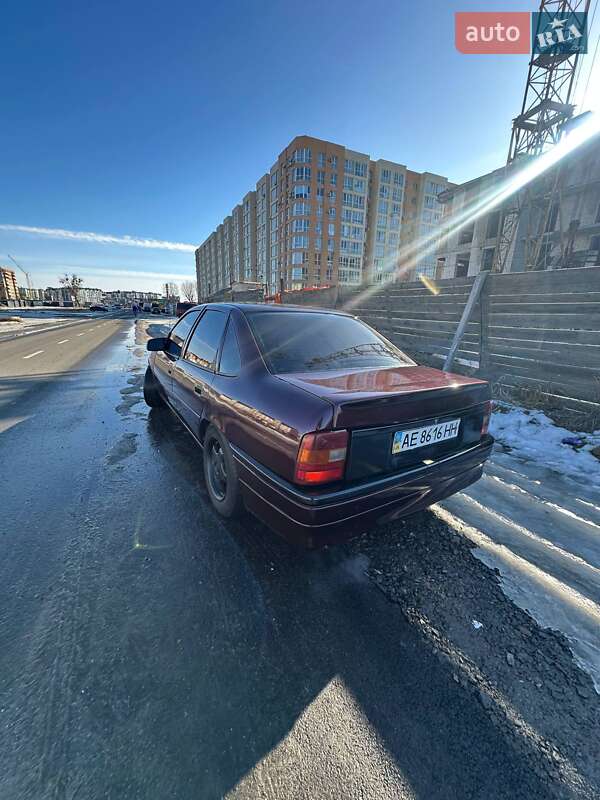Седан Opel Vectra 1990 в Киеве