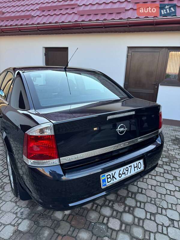 Седан Opel Vectra 2006 в Дубно