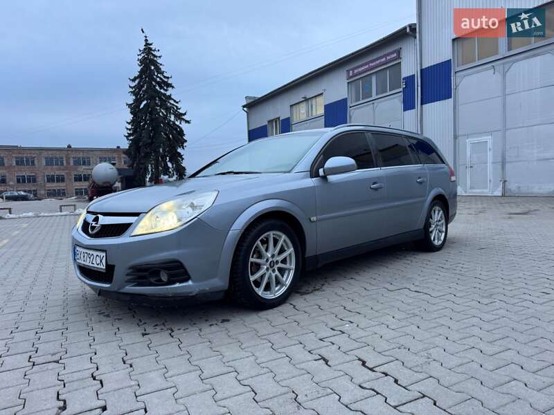 Универсал Opel Vectra 2006 в Черновцах