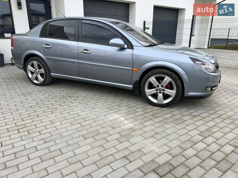 Седан Opel Vectra 2006 в Львове