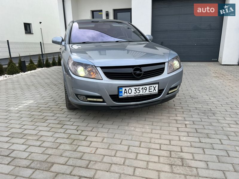 Седан Opel Vectra 2006 в Львове