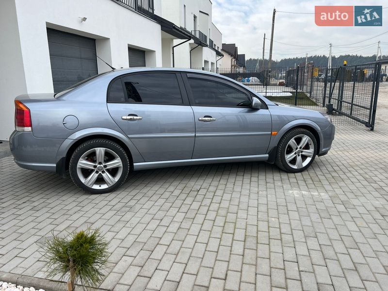 Седан Opel Vectra 2006 в Львове