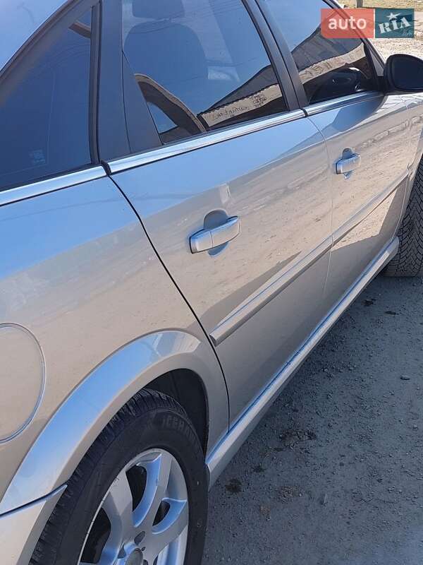 Лифтбек Opel Vectra 2008 в Дрогобыче