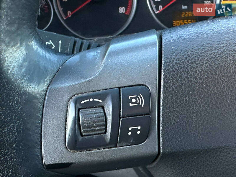 Седан Opel Vectra 2007 в Львове