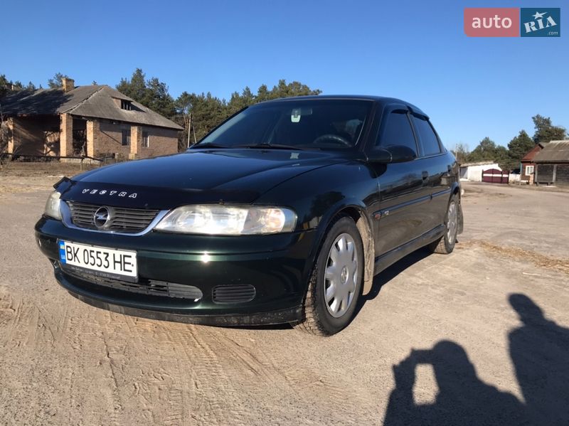Седан Opel Vectra 2001 в Дубровице