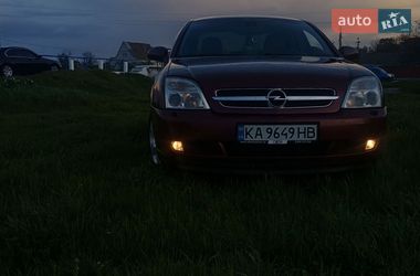 Седан Opel Vectra 2004 в Баришівка